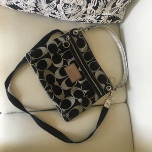 Coach Poppy Crossbody *MAKE AN OFFER*